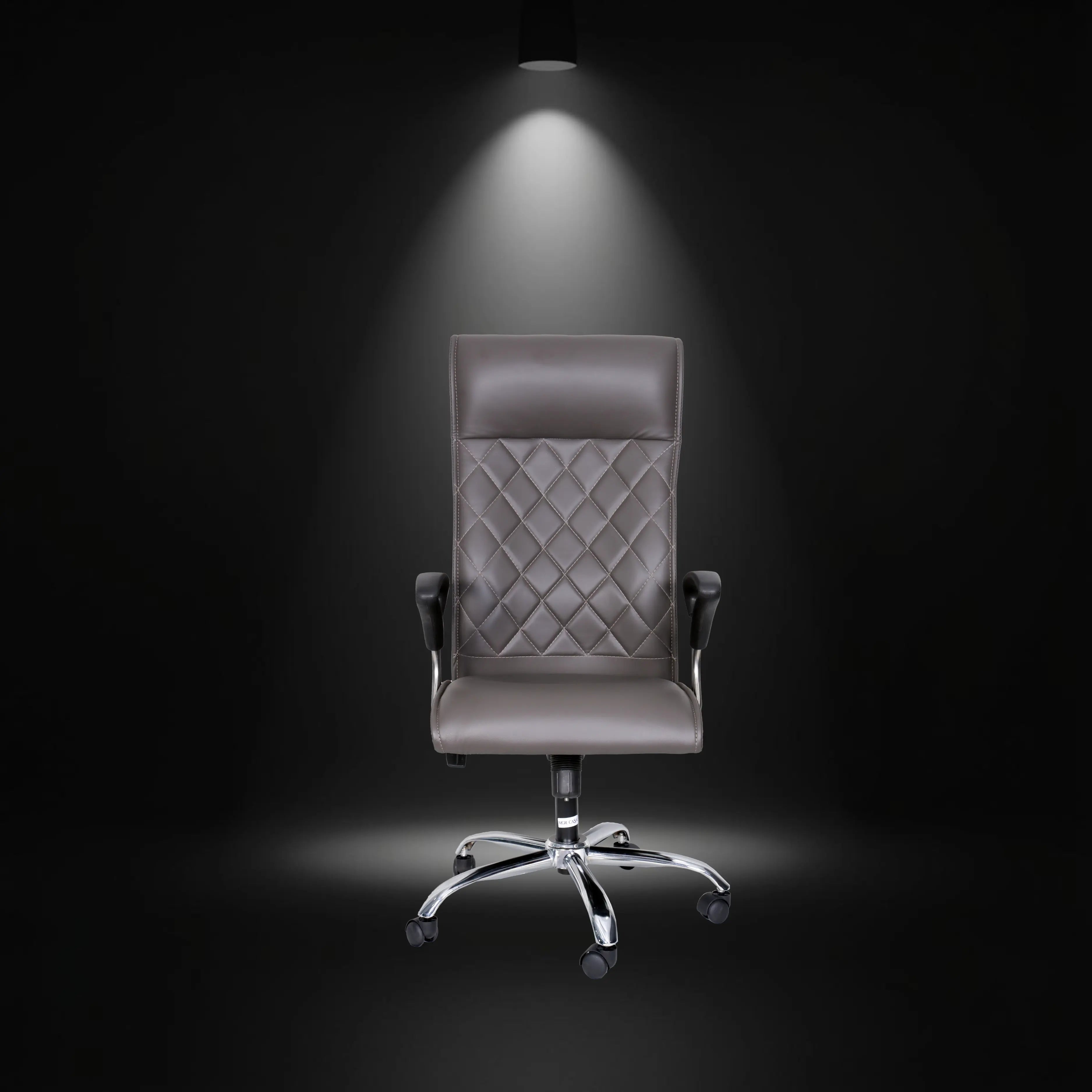 LAETHERETTE-CHAIR MGR CASA